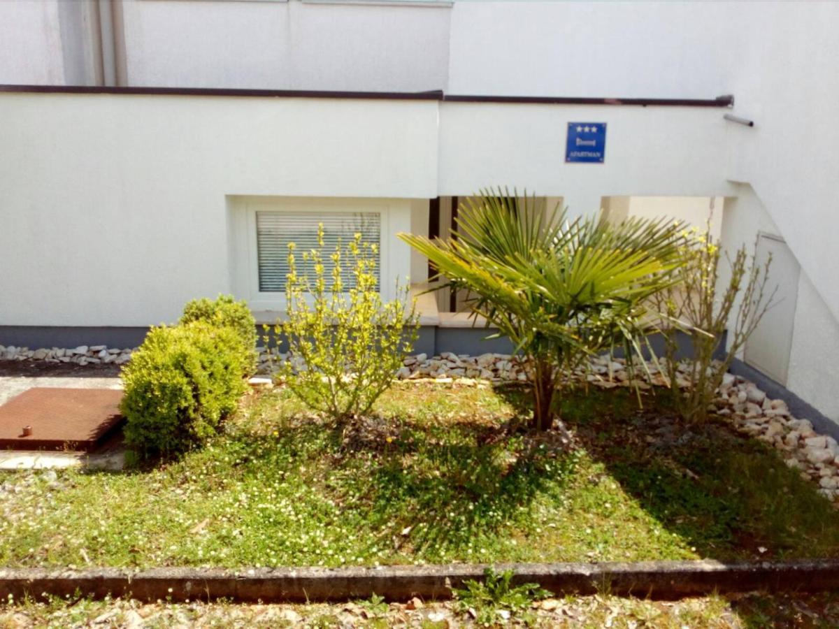 Apartment Mato Barbariga Exterior foto